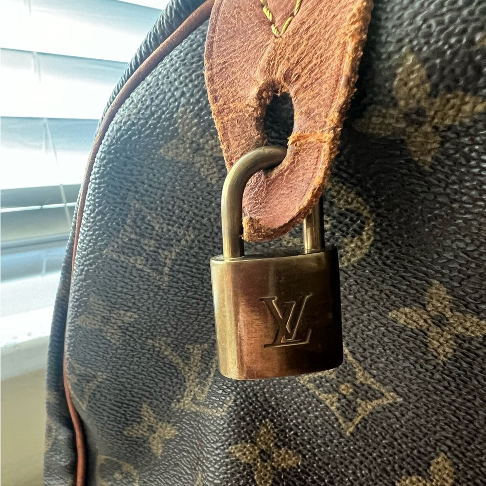 Speedy 35 Monogram